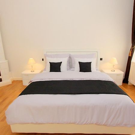 Luxury Apartments Krocinova Prag Exterior foto