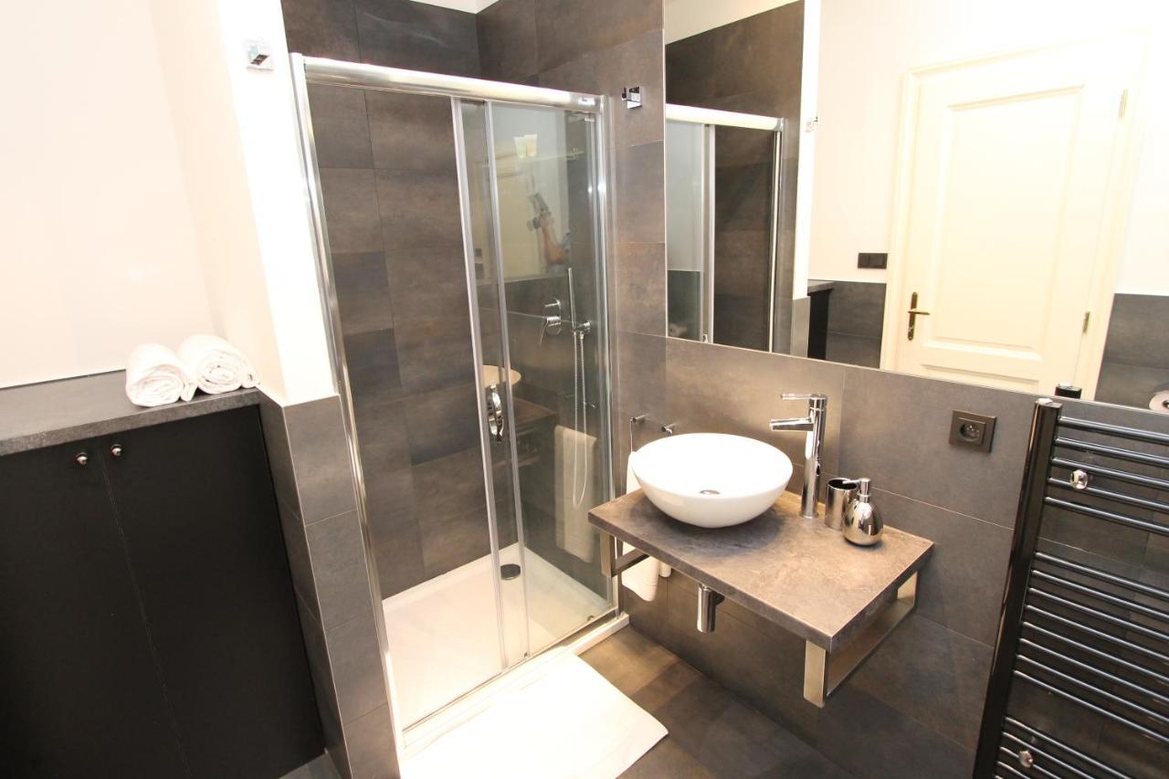 Luxury Apartments Krocinova Prag Exterior foto