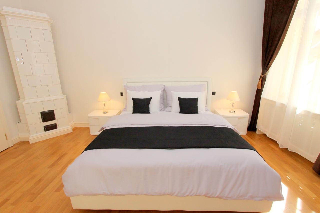 Luxury Apartments Krocinova Prag Exterior foto